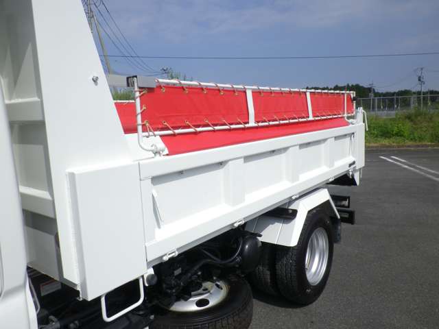 Hino Dutro 7