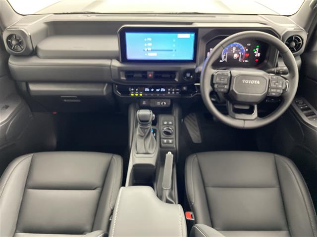 Toyota Land Cruiser FJ 5