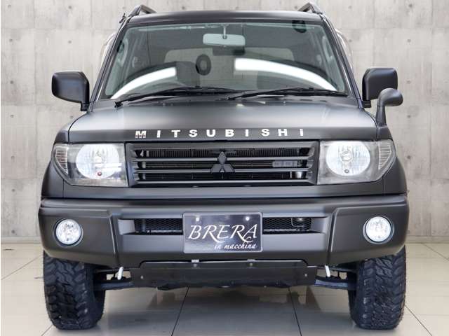 Mitsubishi Pajero iO 6