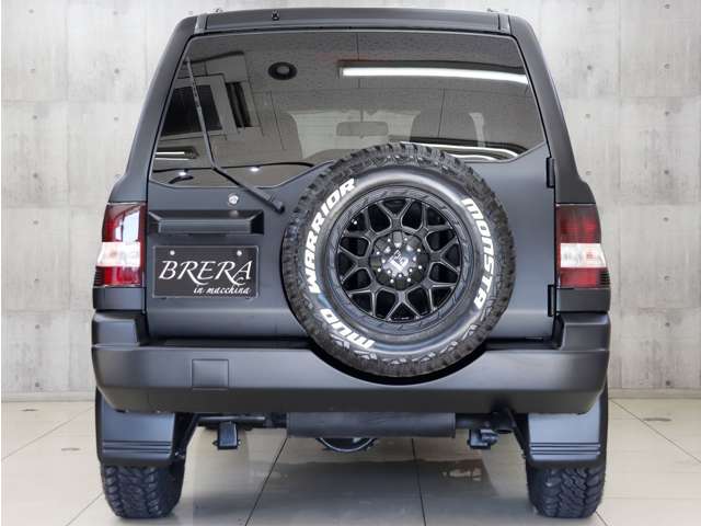 Mitsubishi Pajero iO 7