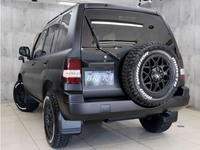 Mitsubishi Pajero iO 8