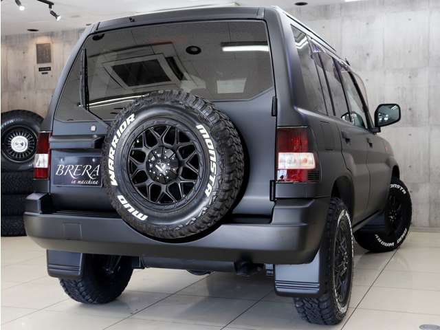 Mitsubishi Pajero iO 9