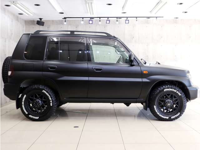 Mitsubishi Pajero iO 10