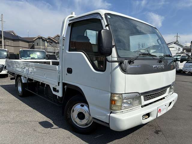Isuzu Elf 3