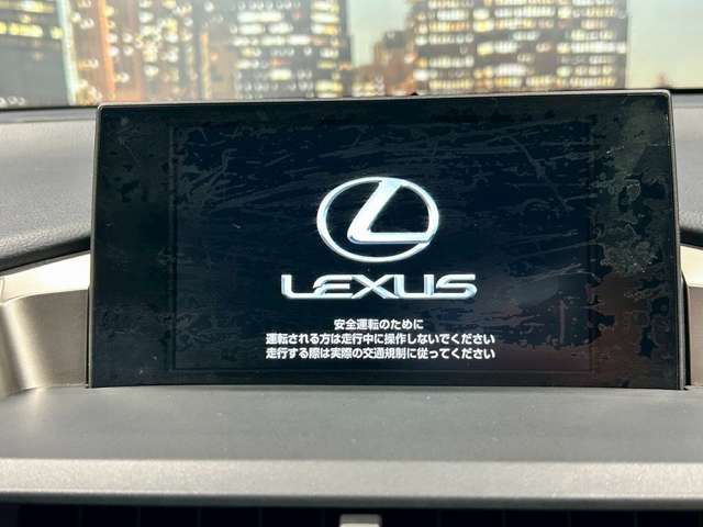 Lexus NX 7