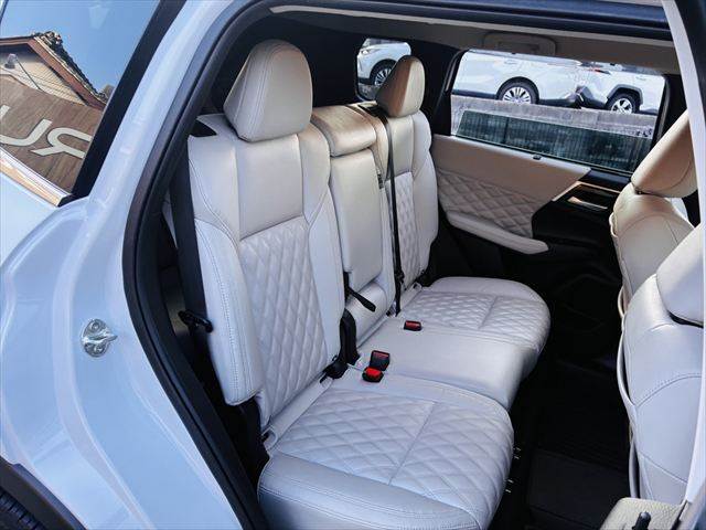 Mitsubishi Outlander 9