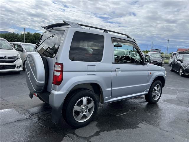 Mitsubishi Pajero Mini 6