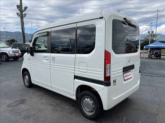 Honda N-VAN 8