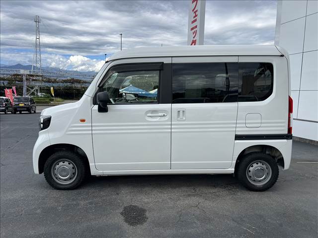 Honda N-VAN 9