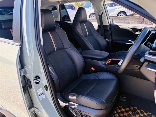 Toyota RAV4 11