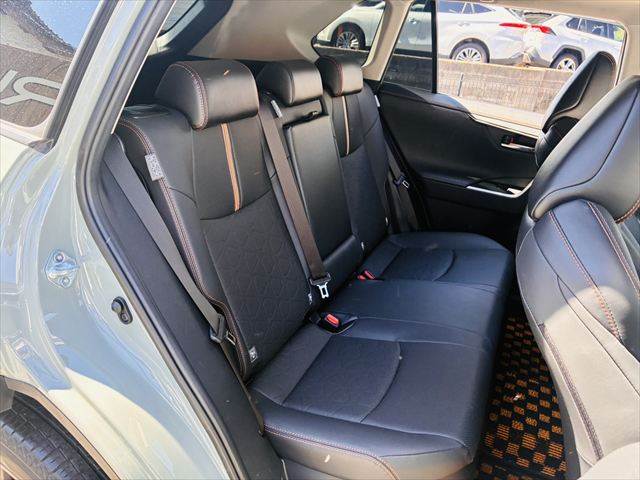 Toyota RAV4 12