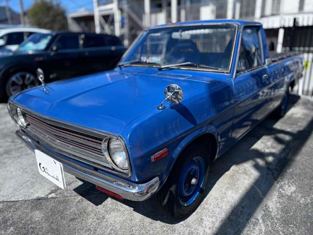 Nissan Sunny Truck 6