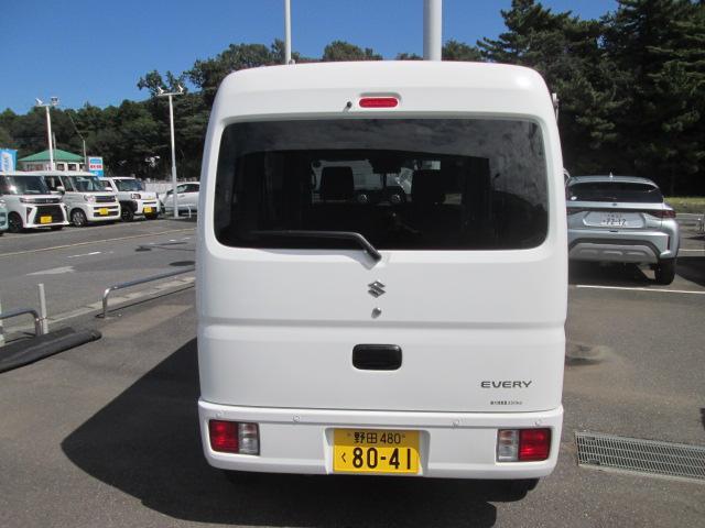 Suzuki Every 6