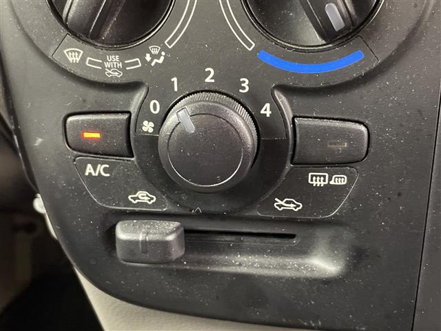 Nissan NV100 Clipper 11