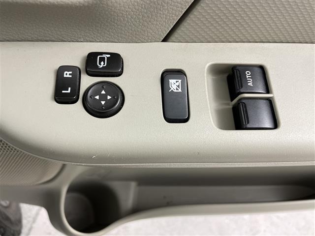 Nissan NV100 Clipper 12