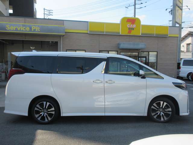 Toyota Alphard 7