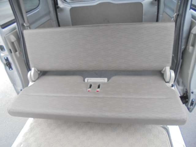 Nissan NV100 Clipper 11