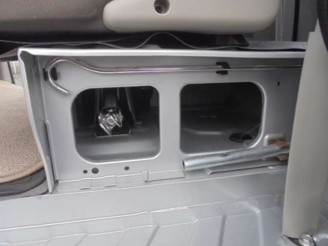 Nissan NV100 Clipper 10