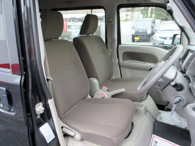 Nissan NV100 Clipper 8