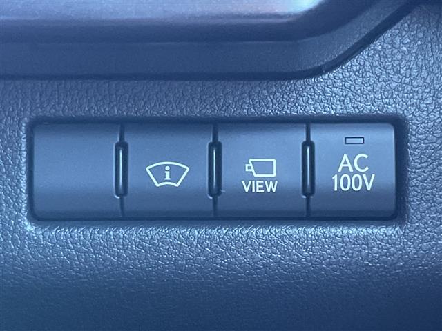 Lexus UX 12