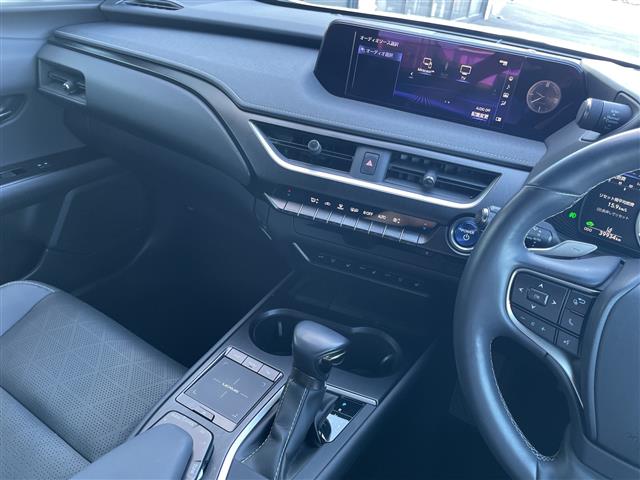 Lexus UX 2