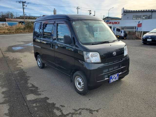 Daihatsu Hijet Cargo 3