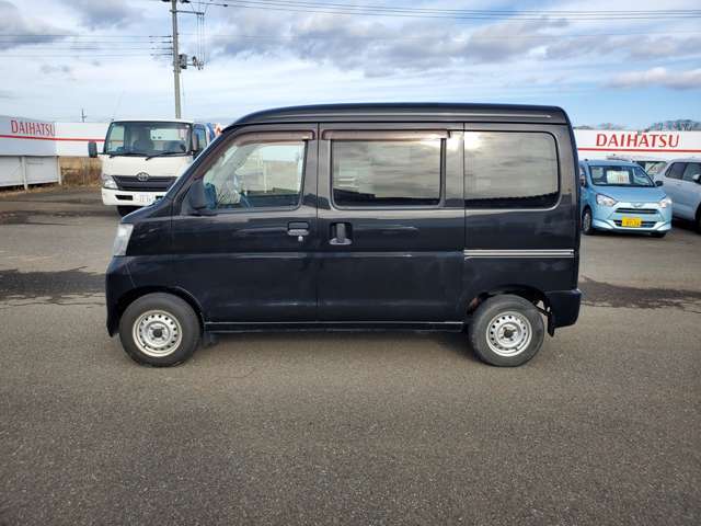 Daihatsu Hijet Cargo 5
