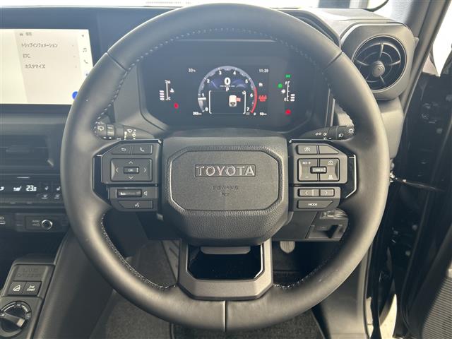 Toyota Land Cruiser FJ 10