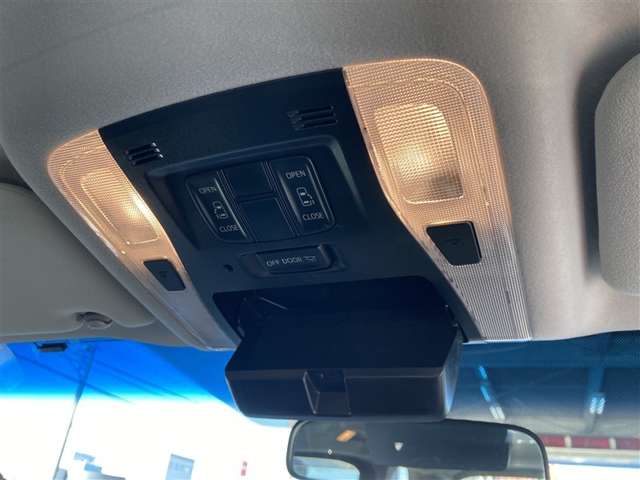 Toyota Vellfire 11