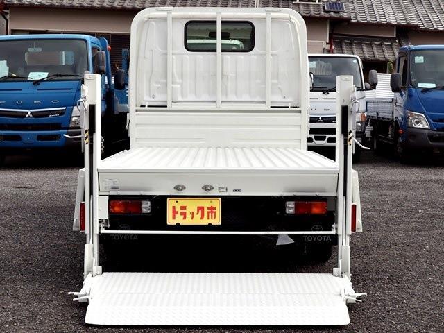 Toyota Toyoace 11