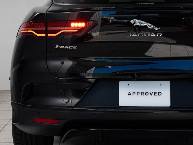 Jaguar Iペイス 8