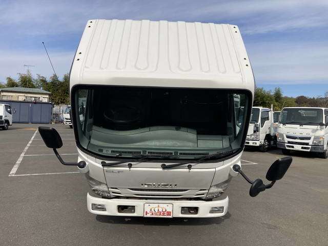 Isuzu Elf 9