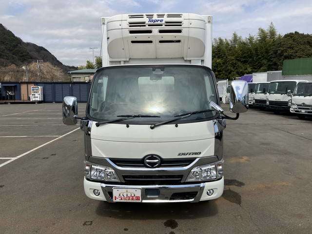 Hino Dutro 7