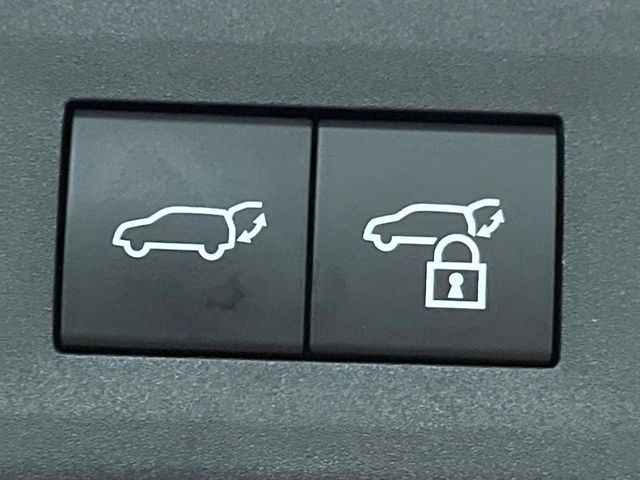Lexus NX 8