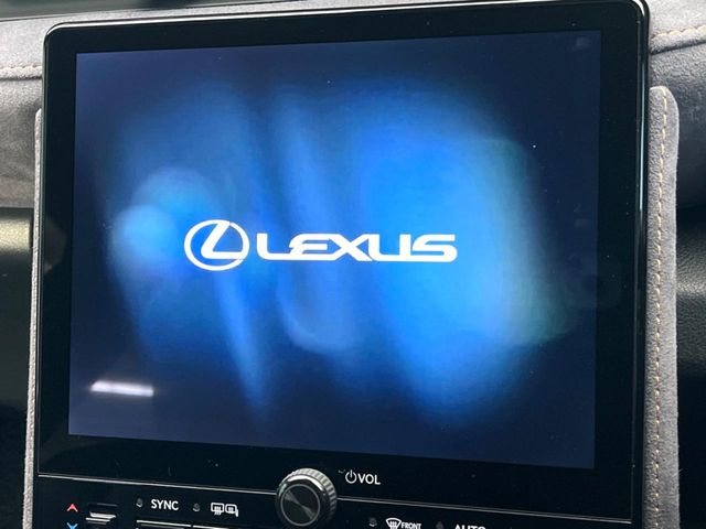 Lexus LBX 3