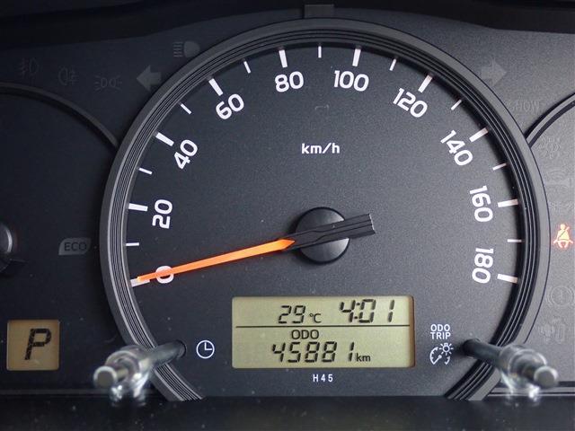 Toyota Hiace Van 3