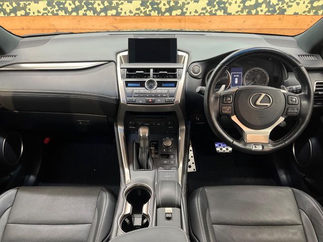Lexus NX 2