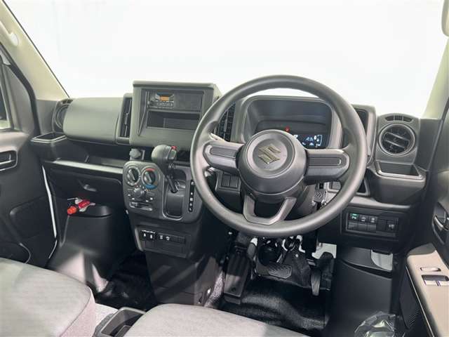 Suzuki Every 8