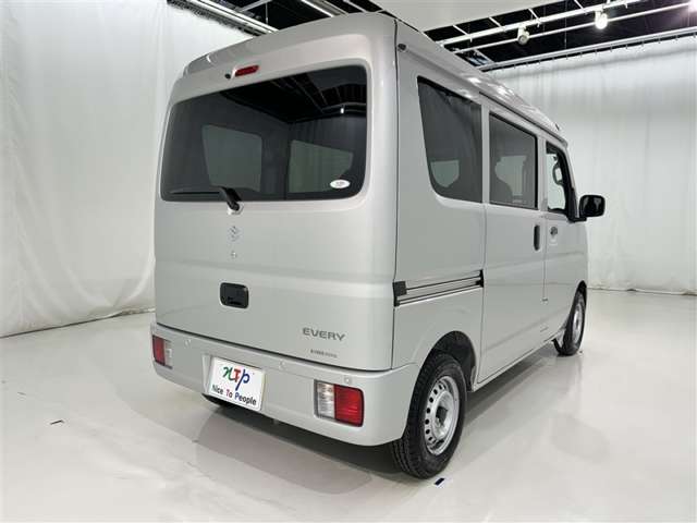 Suzuki Every 6