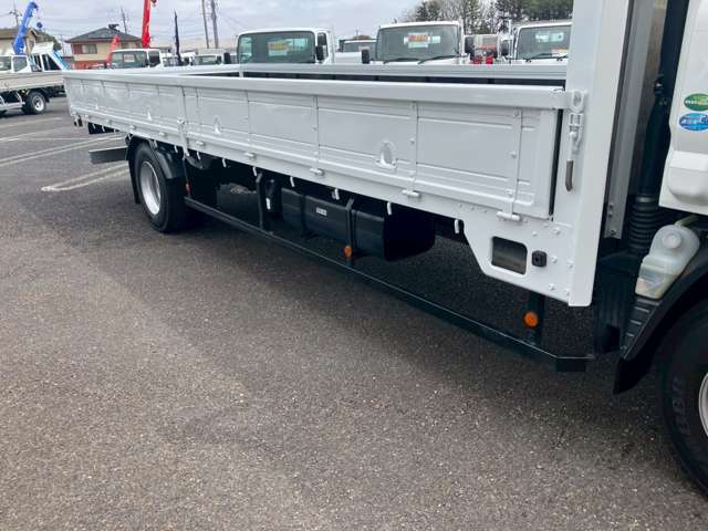 Mitsubishi Fuso Canter 11