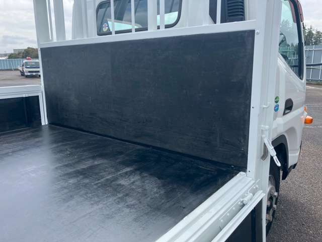 Mitsubishi Fuso Canter 10
