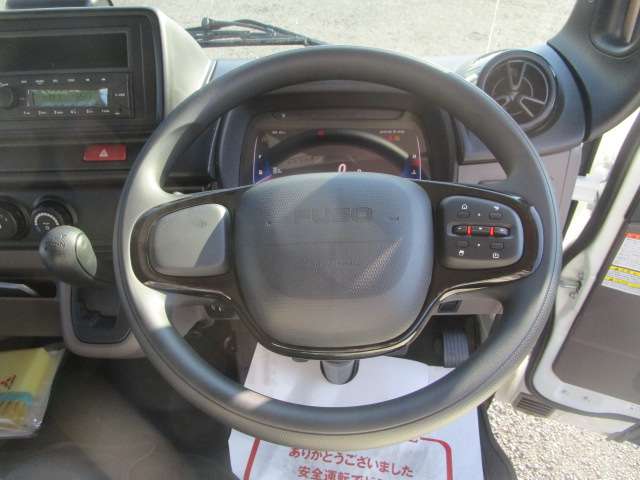 Mitsubishi Fuso Canter 7
