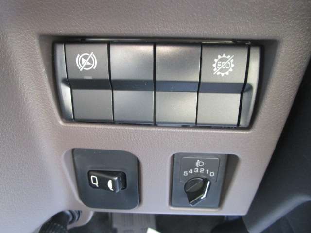 Mitsubishi Fuso Canter 10