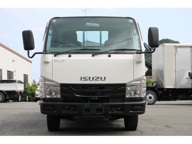Isuzu Elf 2