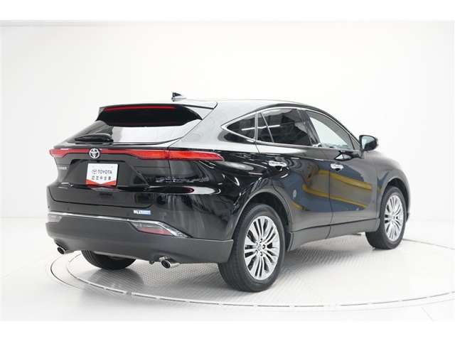 Toyota Harrier 5