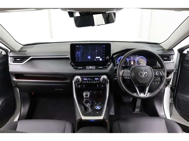 Toyota RAV4 6