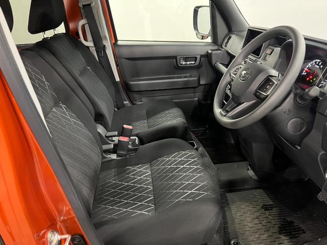 Daihatsu Atrai 4
