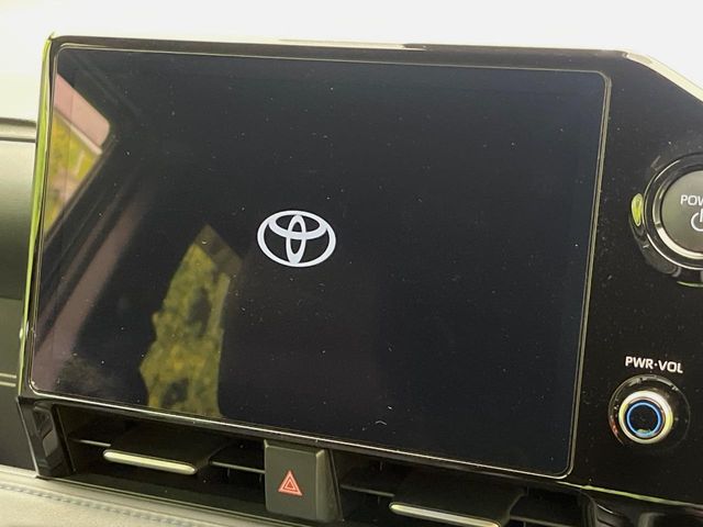 Toyota Voxy 5