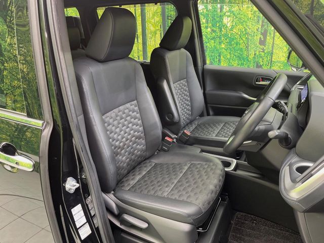 Toyota Voxy 7