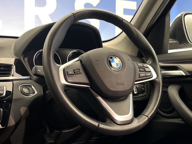 BMW X1 11